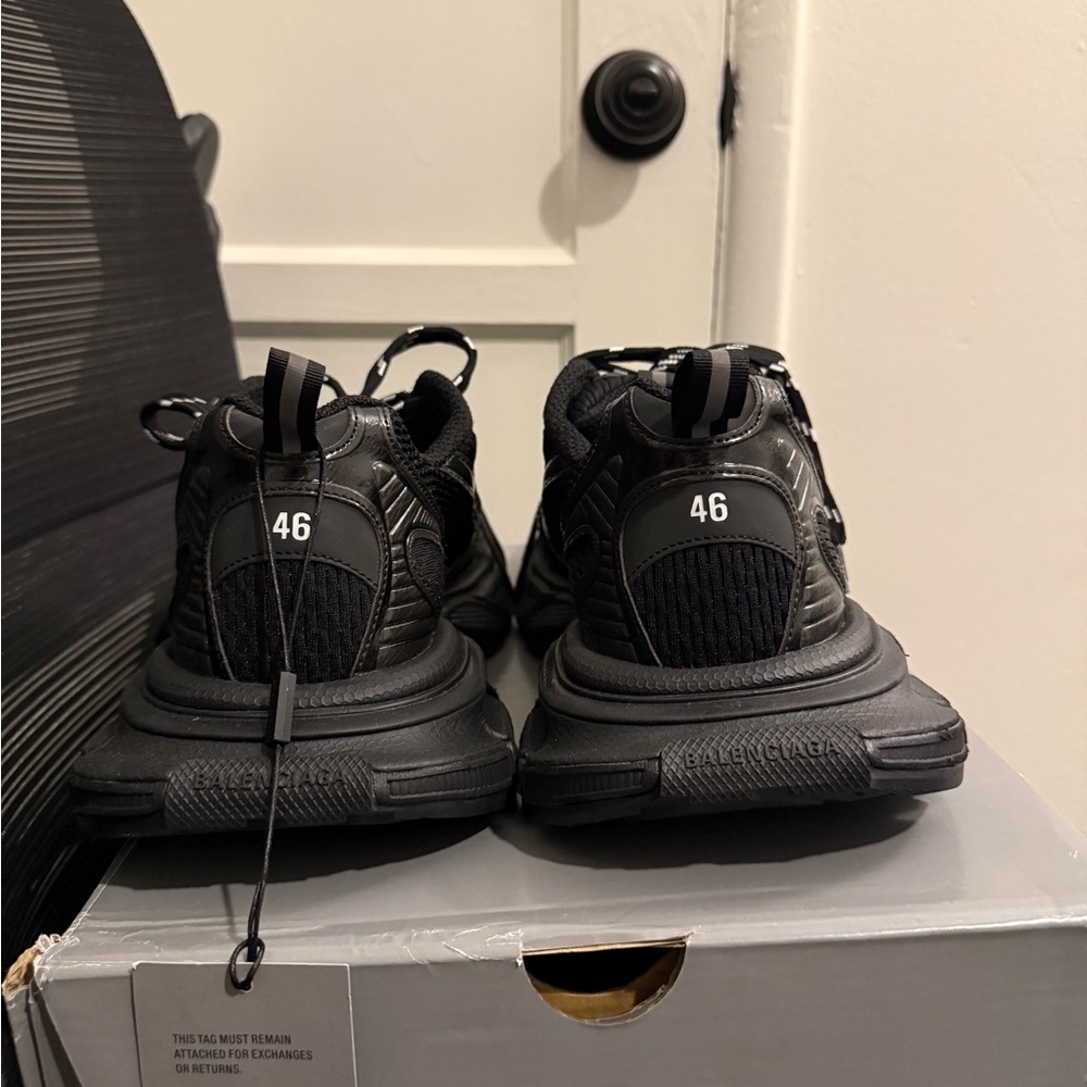 Men's Balenciaga 3xl Shoes - Picture 2 of 7